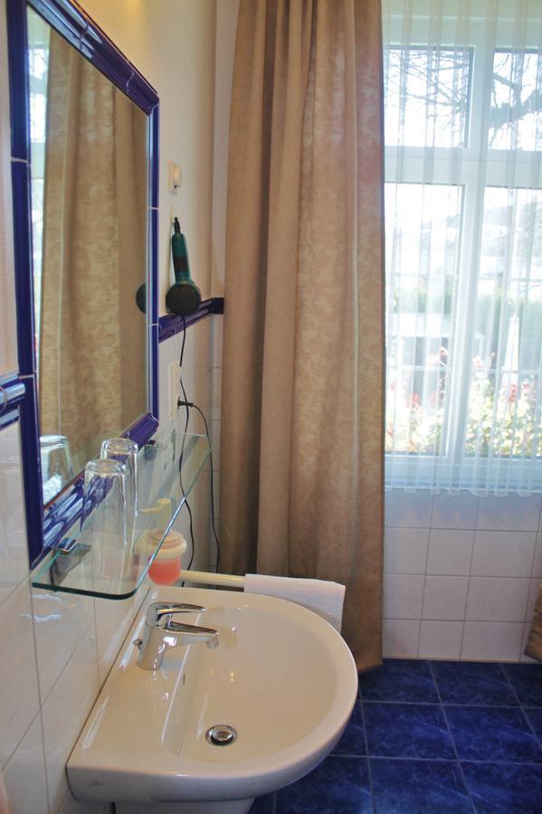 Hotel Am Vogelsang 盖沃尔斯贝格 外观 照片